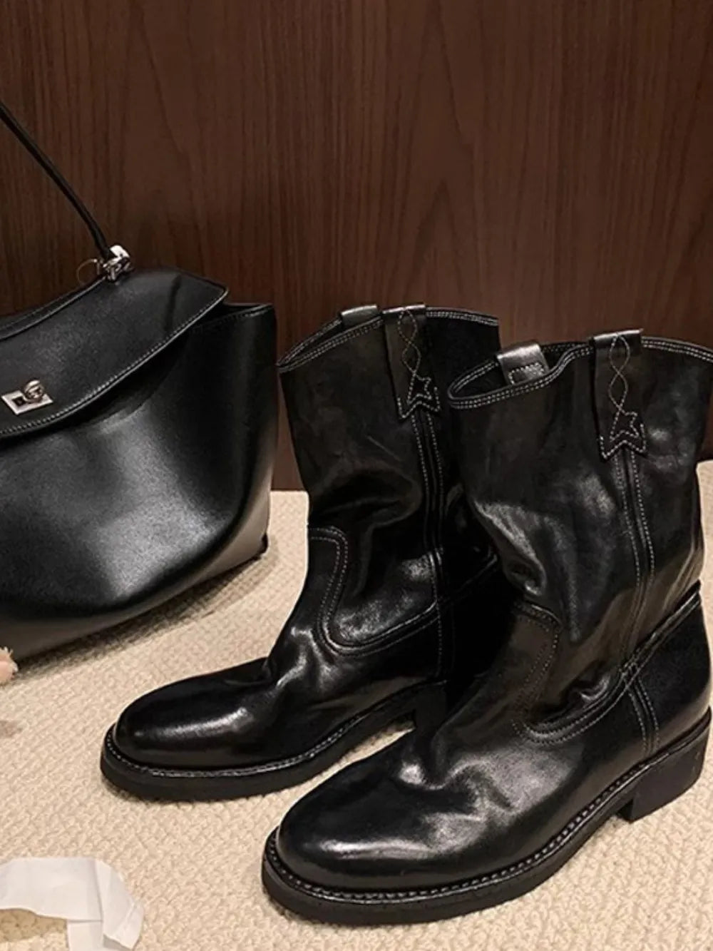 172ffa87-1889-45a9-b99d-45fe0878dff8-Max