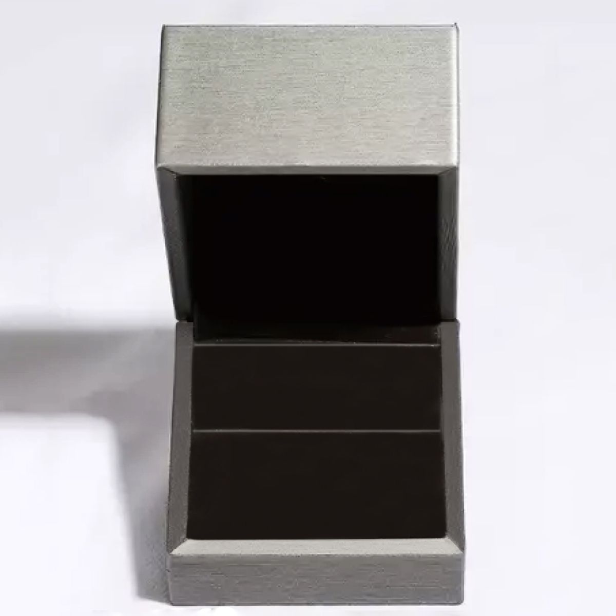 2c7a5e79-b7b7-44a8-ad7b-e73195ca7ccd-Max