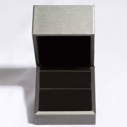 2c7a5e79-b7b7-44a8-ad7b-e73195ca7ccd-Max