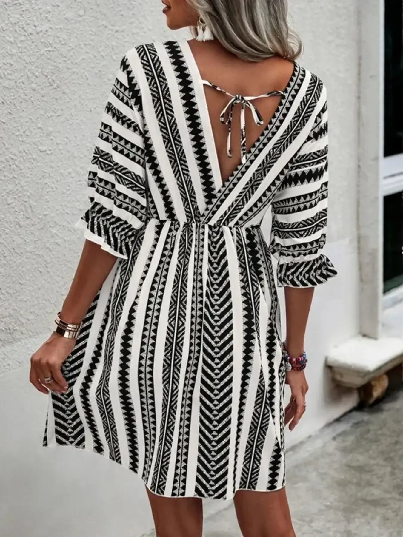 34780eb13f8c4be9b5406f146ea144c2-Max-Origin