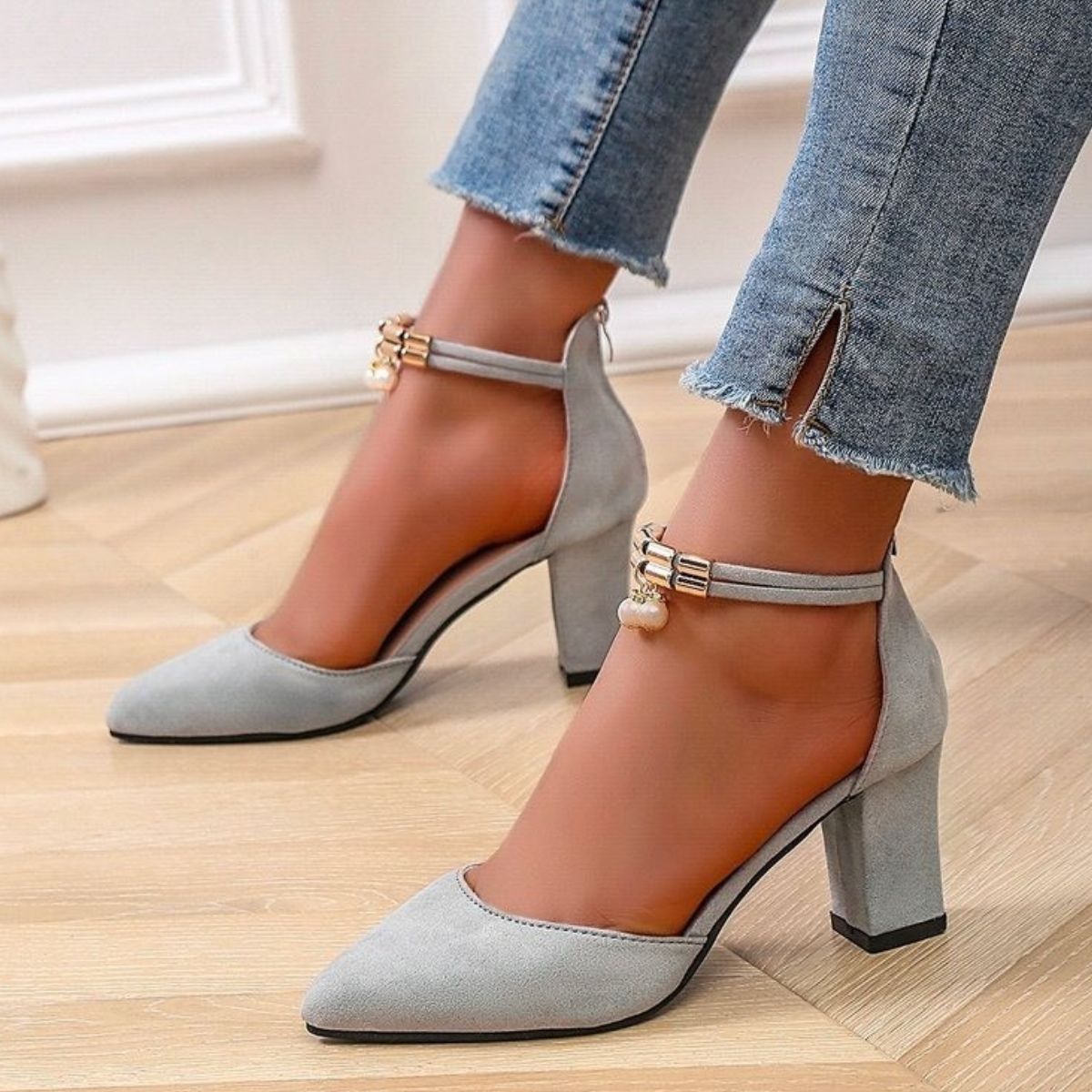 37edf547-e9d5-4741-a001-62403d2fb10e-Max