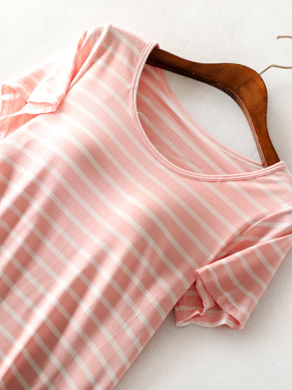 Vestido de manga corta con cuello redondo a rayas