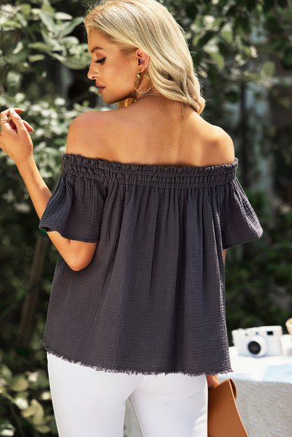 Blusa de manga corta con hombros descubiertos