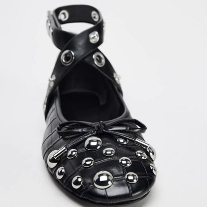 550bdf45-d6d7-49a0-baca-f8e9ef1f6f07-Max