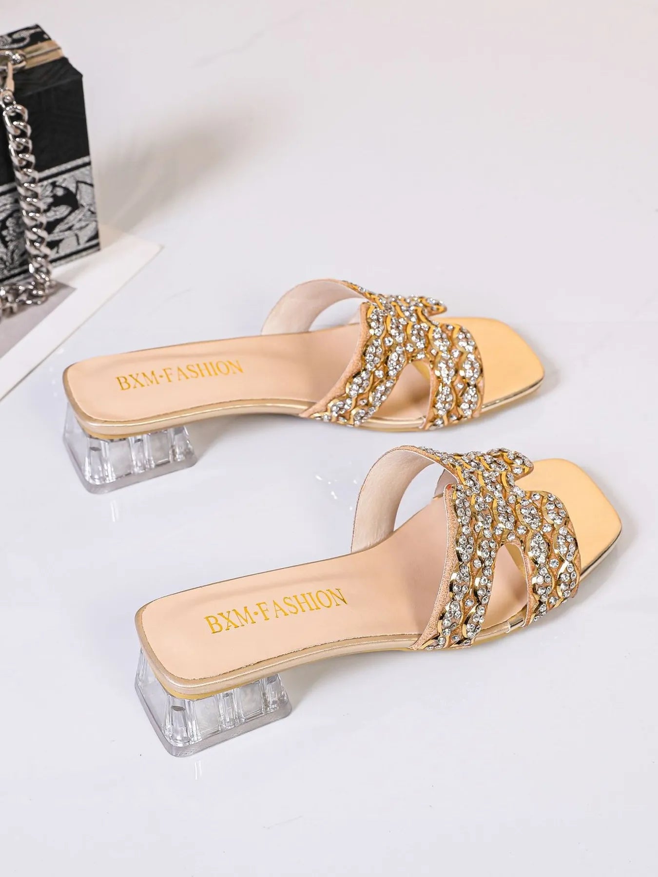 8f9cd5e556b4484a8fe39352f5881b4c-Max-Origin