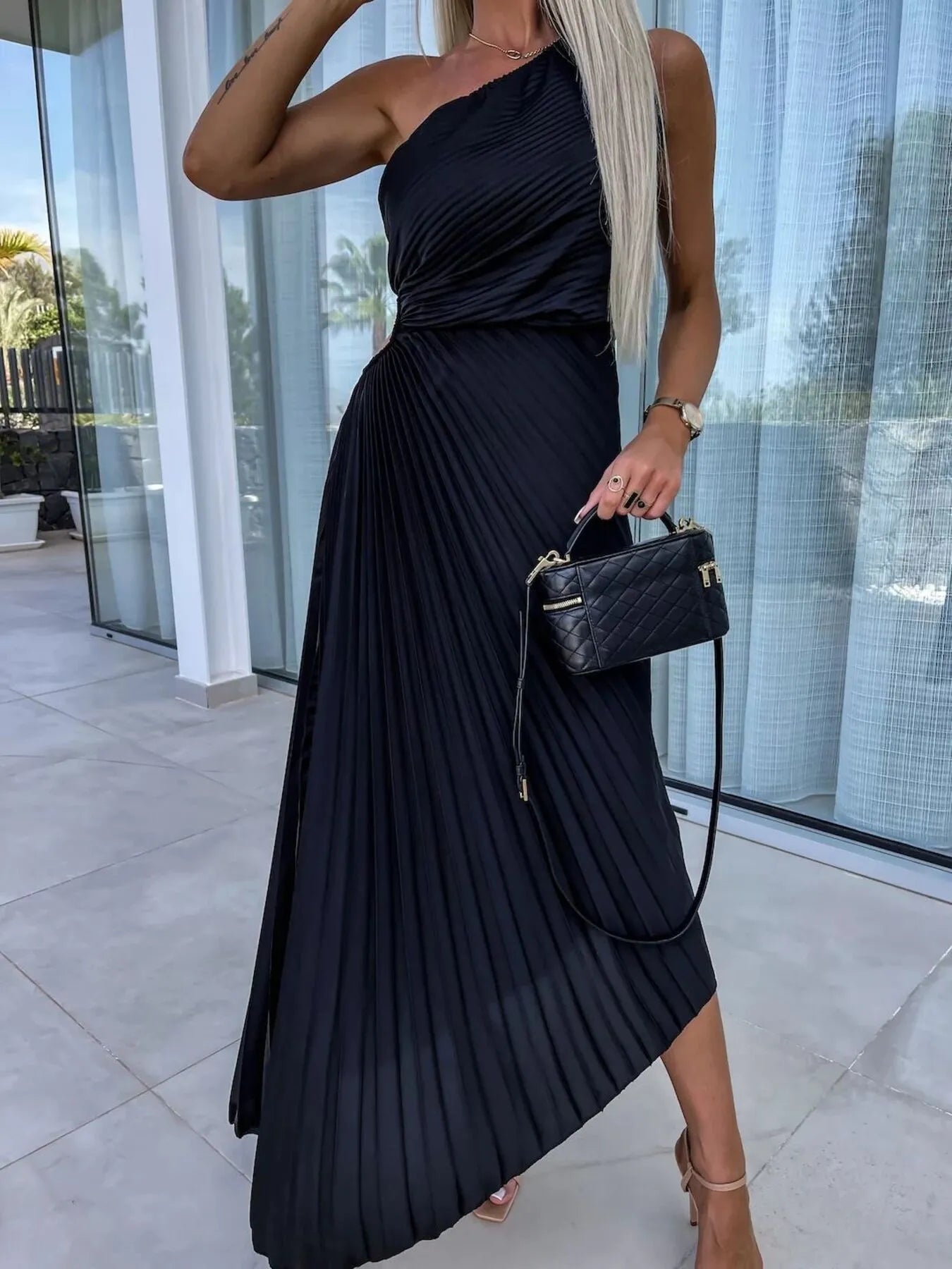 971c6cc2980f443995ce687786234f85-Max-Origin