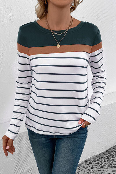 Camiseta de manga larga con cuello redondo a rayas