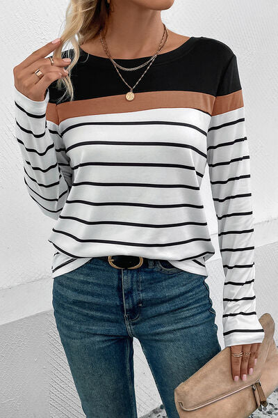 Camiseta de manga larga con cuello redondo a rayas